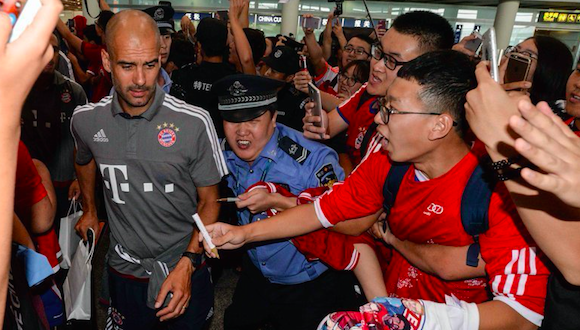 Bayern Munich in China.png
